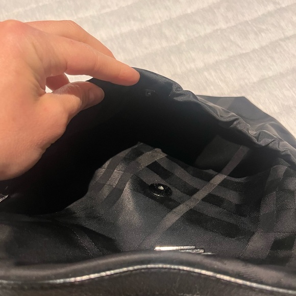 Burberry Nylon Crossbody with adjustable strap - Picture 7 of 9